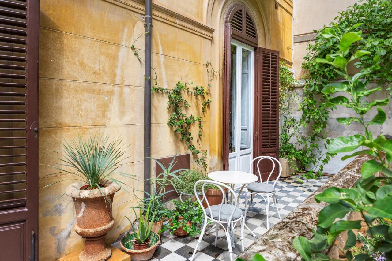 Garden Suite in private villa on Via Libertà Palermo Esterno foto